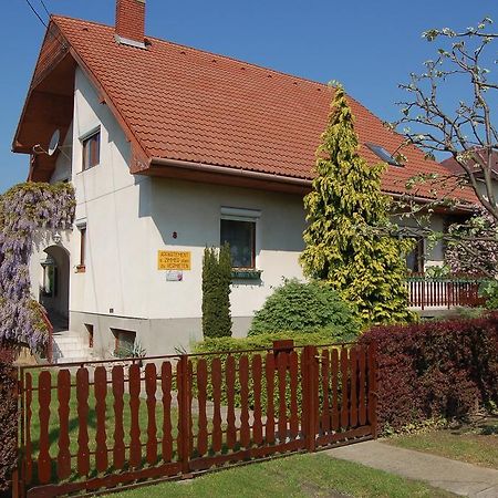 Ferienwohnung Szalai Vendeghaz Cserszegtomaj Zimmer foto