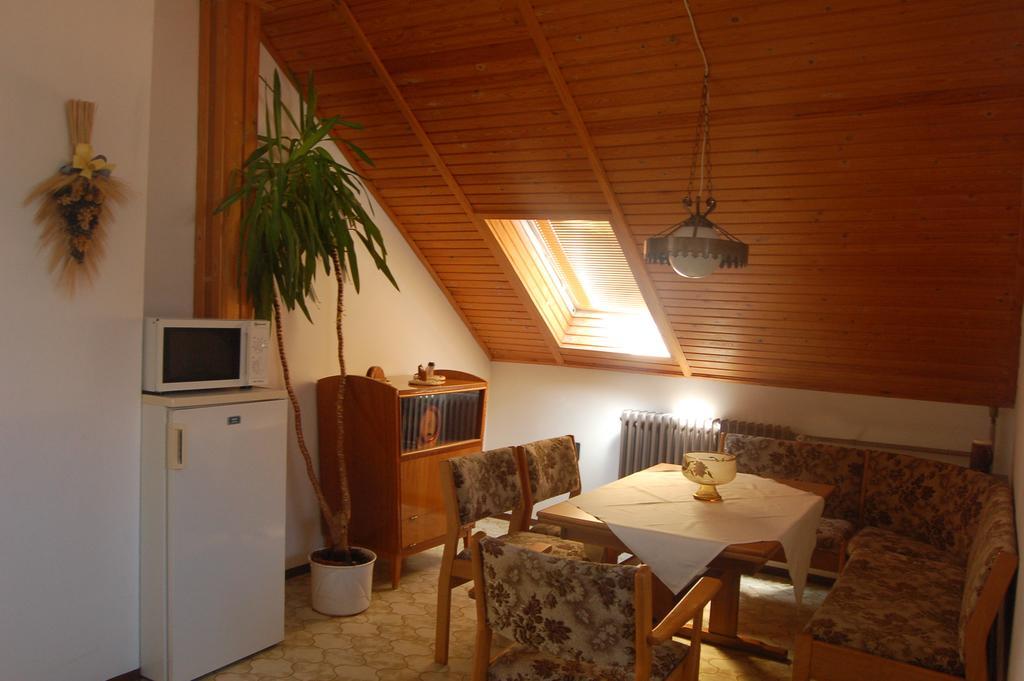 Ferienwohnung Szalai Vendeghaz Cserszegtomaj Zimmer foto